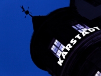 Karstadt Beleuchtung in der blauen Stunde