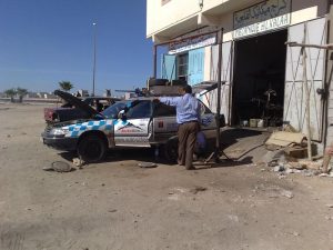 Subaru in afrikanischer Werkstatt