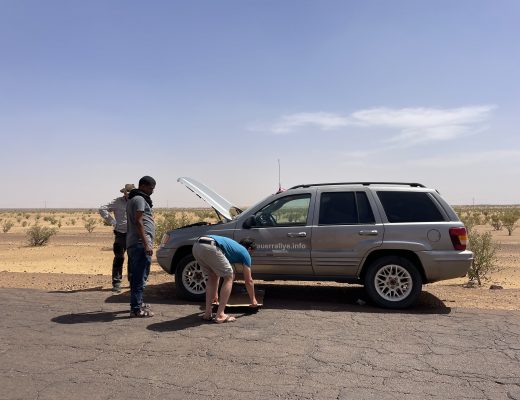 Motorprobleme in der Wüste