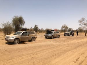 Geländewagen in der Sahelzone